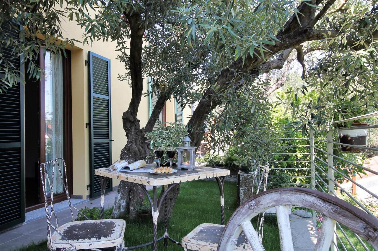Il Rosale A Celle Ligure Bed and Breakfast Exterior foto